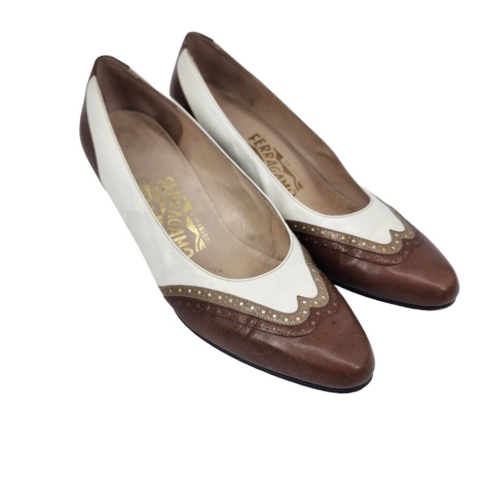 Salvatore Ferragamo Pumps Heels Shoes Slip On Wingtip White Brown Size 7.5